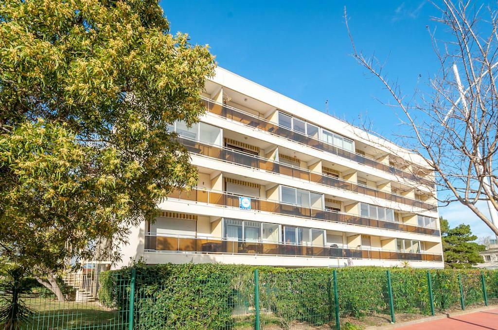 Appartement Calme Avec Parking - 206 - Кане Екстериор снимка